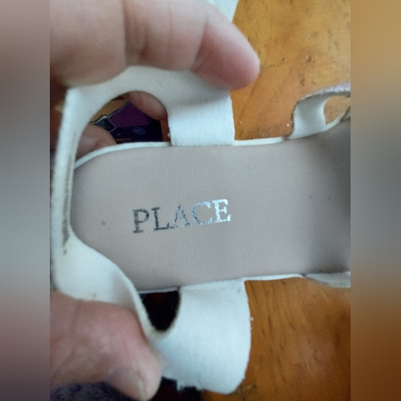 Sandals - Picture 4 of 5